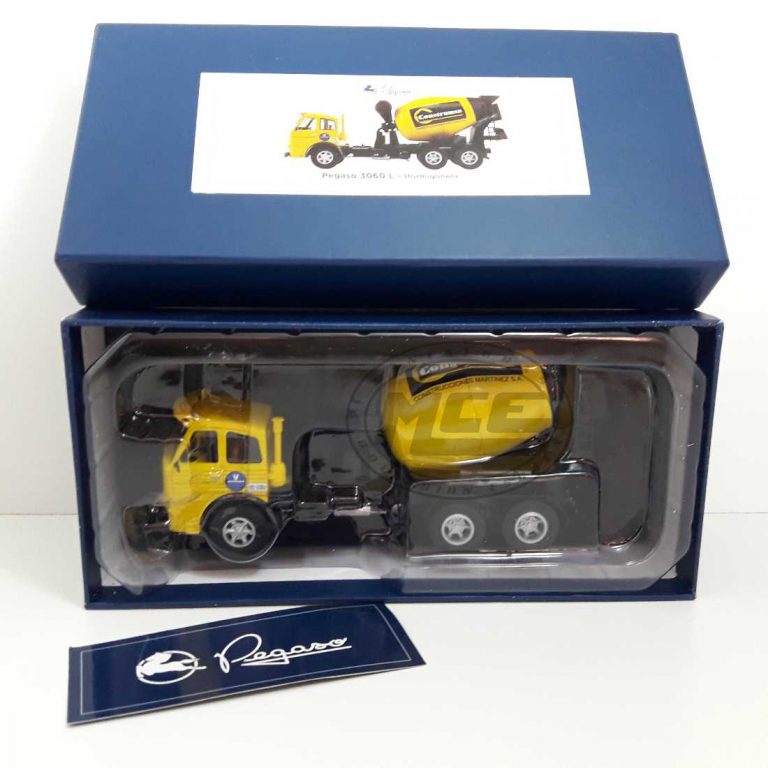 El Garaje Algabeño: Pegaso 3046 París-Dakar 990 de IXO/Salvat