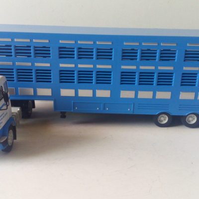 1/43	VOLVO F89 GANADO