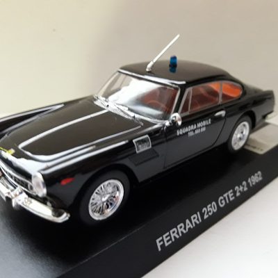 1/43	FERRARI 250 GTE 2+2 CARABINIERI 1962