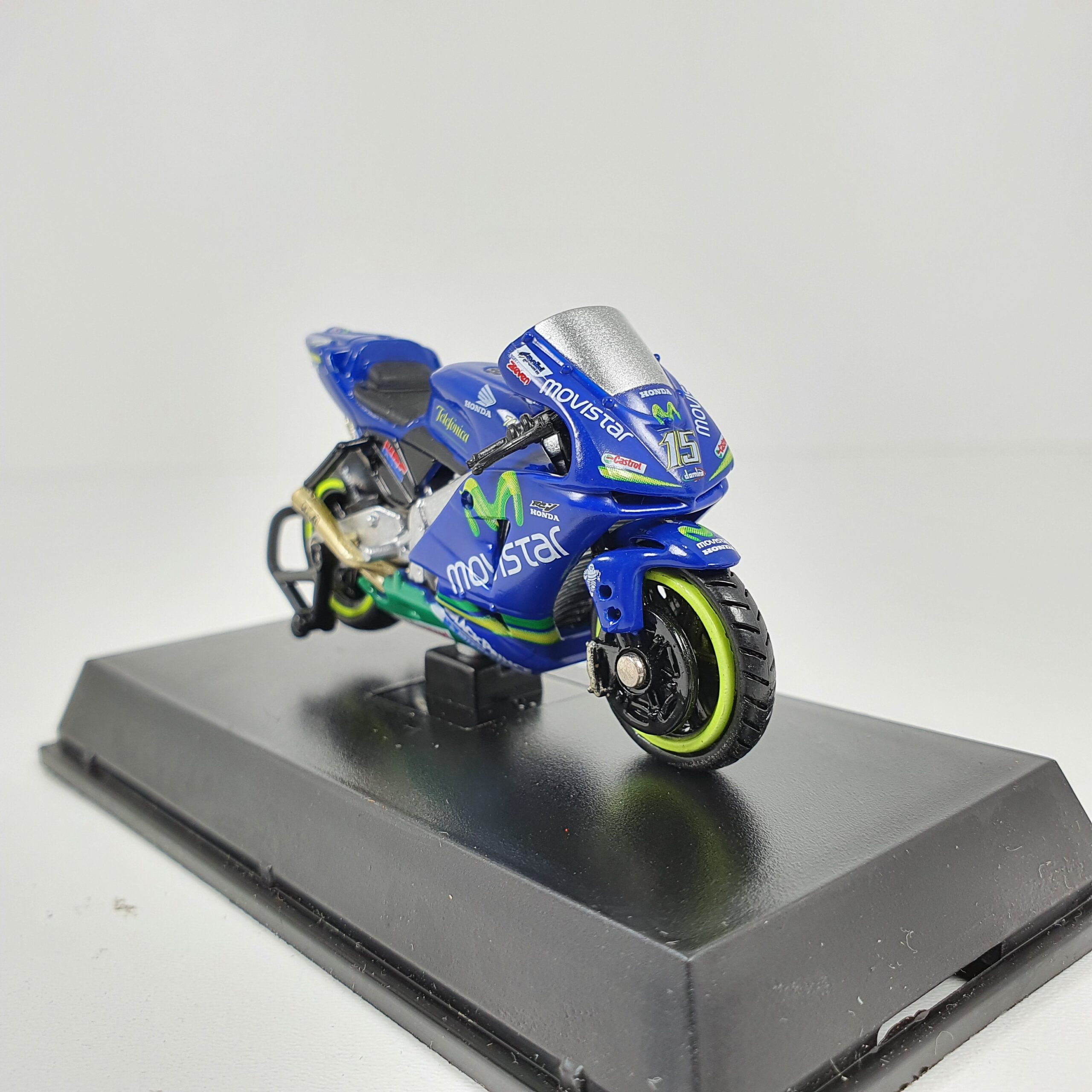 MOTO BIKE HONDA RC211V 15 2005 MOVISTAR TELEFONICA NEW RAY