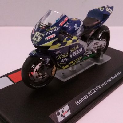 HONDA RC211V AZUL SETE GIBERNAU 2004