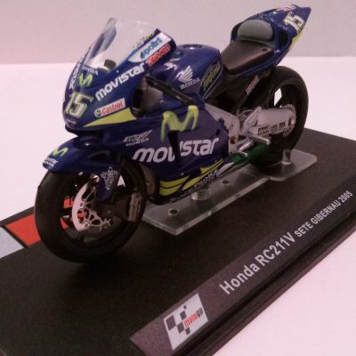HONDA RC211V AZUL SETE GIBERNAU 2005