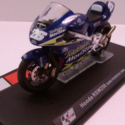 HONDA RSW250 AZUL DANIEL PEDROSA 2004