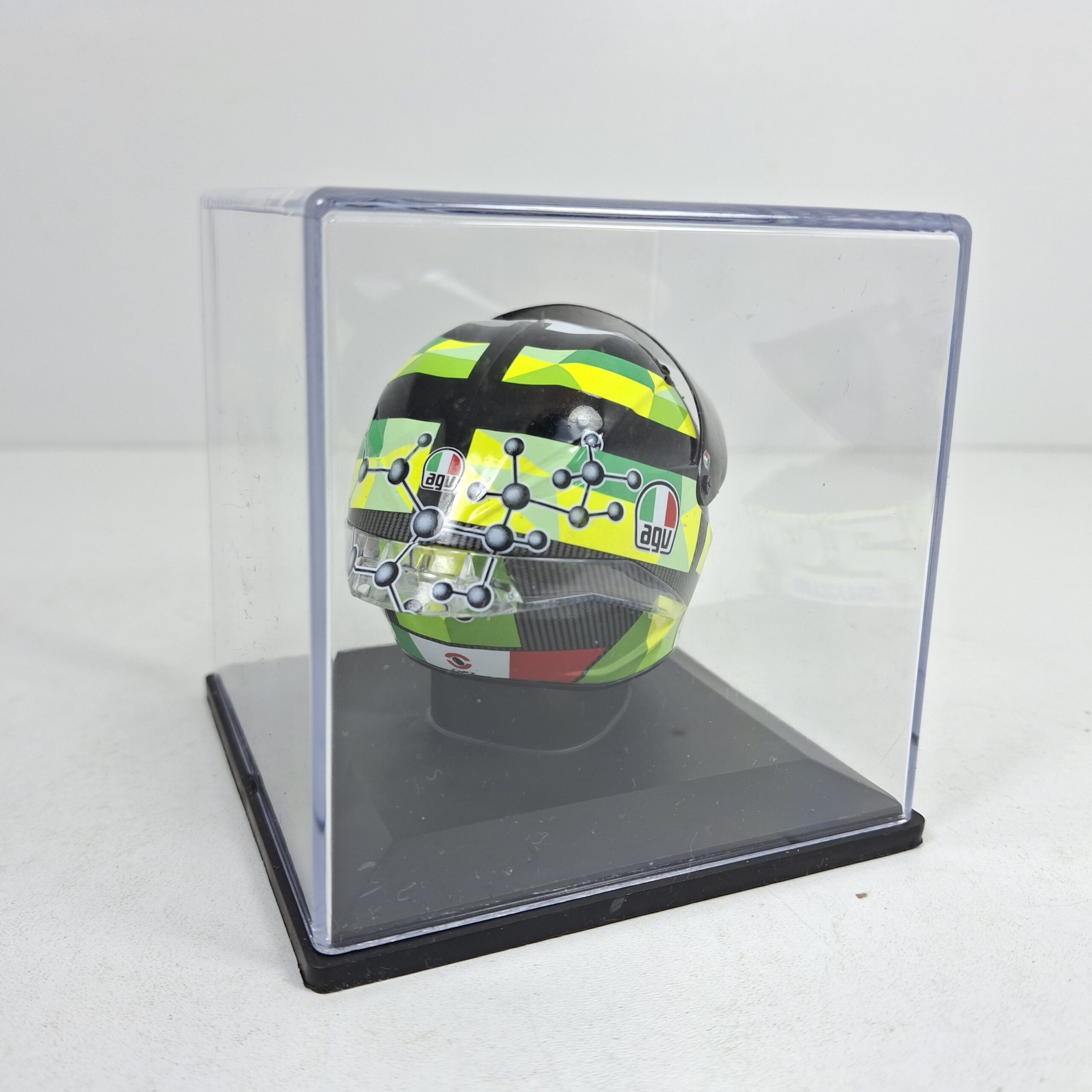 Miniaturas coleccion a escala - Coches miniatura a escala 1/5 Andrea Iannone 2017 Casco helmet piloto Moto GP - Imagen 3