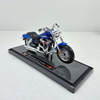 1/18	Moto bike Harley Davidson FXDFSE CVO Fat Bob 2009 custom Maisto