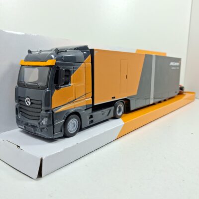 1/43 Camión truck trayler Mercedes Actros 2 Gigaspace y F1 McLaren Norris
