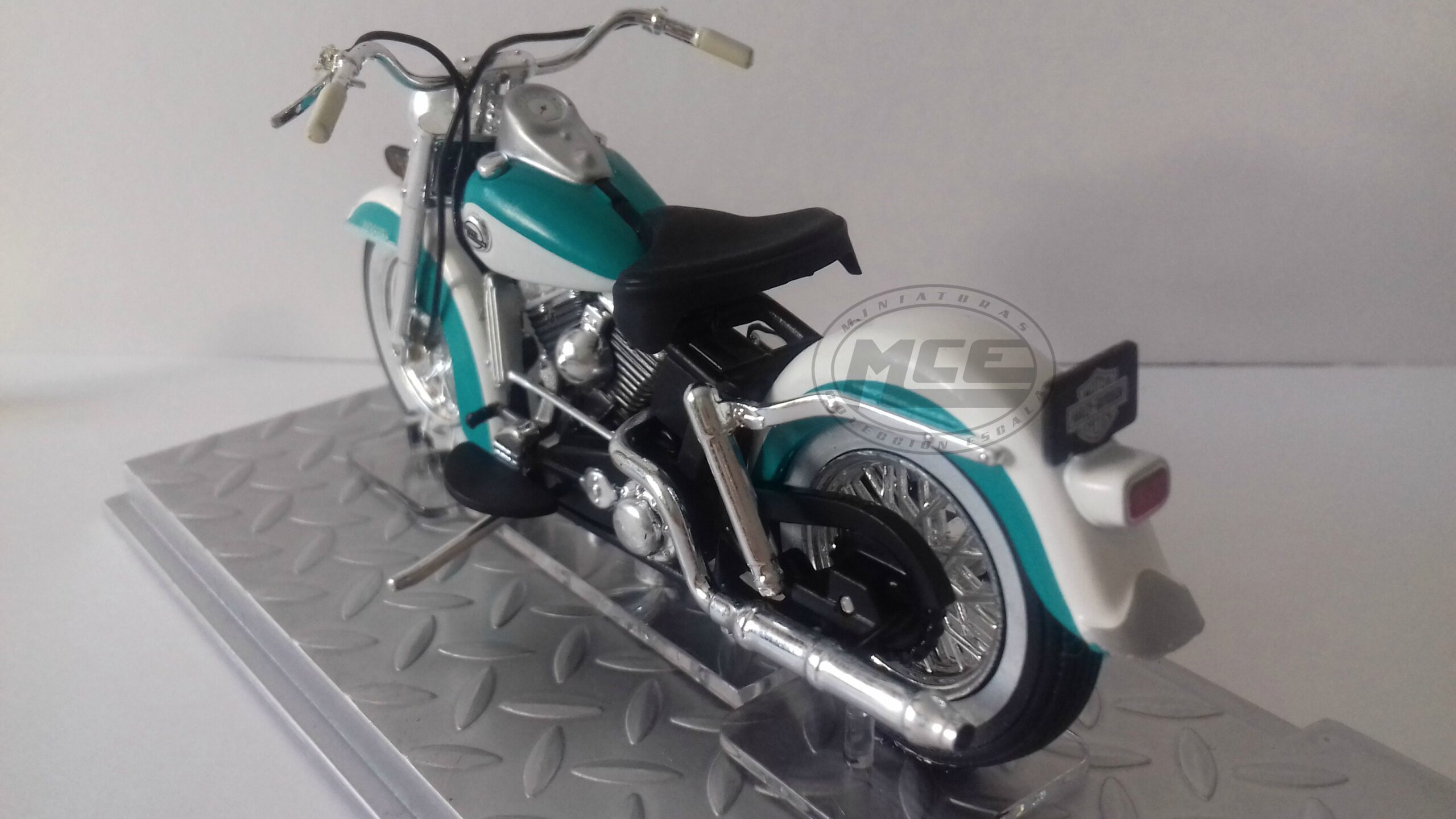 Miniaturas coleccion a escala - Coches miniatura a escala 1/24 Moto bike Harley-Davidson FL Duo Glide 1958 - Imagen 2