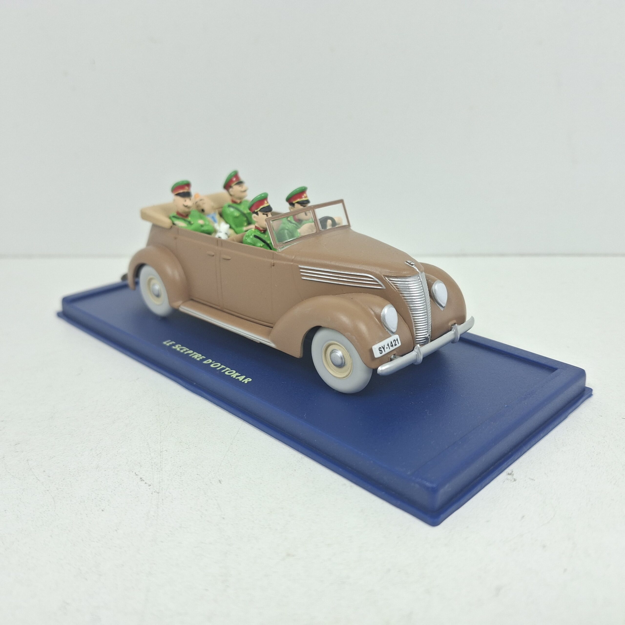 Miniaturas coleccion a escala - Coches miniatura a escala 1/43 Coche car auto voiture Tintin Ford V8 1937 Sceptre d'Ottokar