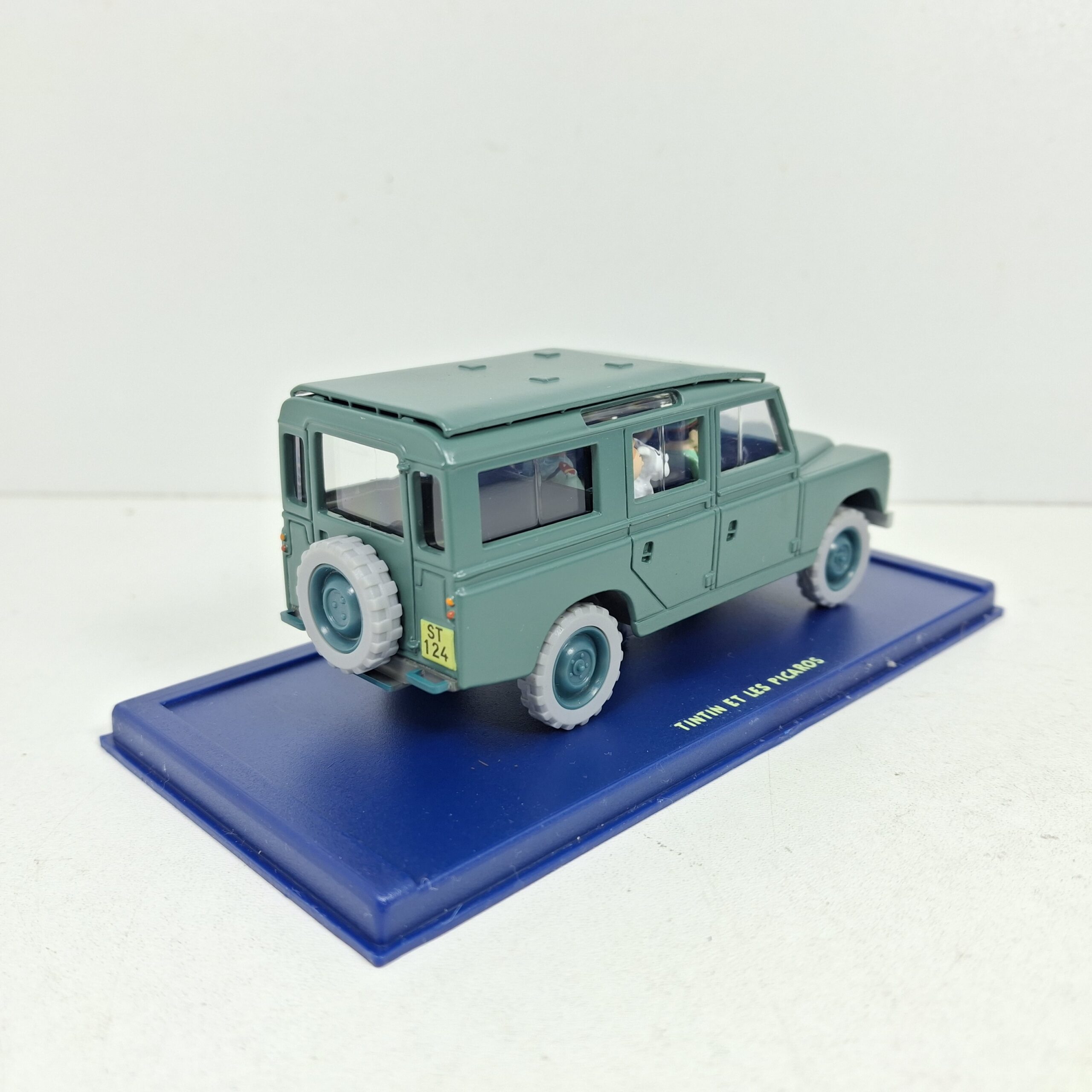 Miniaturas coleccion a escala - Coches miniatura a escala 1/43 Coche car auto voiture Tintin Land Rover 109 Sw General Tapioca les Picaros - Imagen 4
